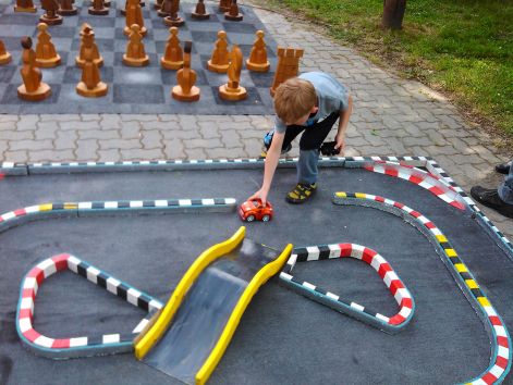 óriás sakk és autópálya kitelepítése rendezvényekre